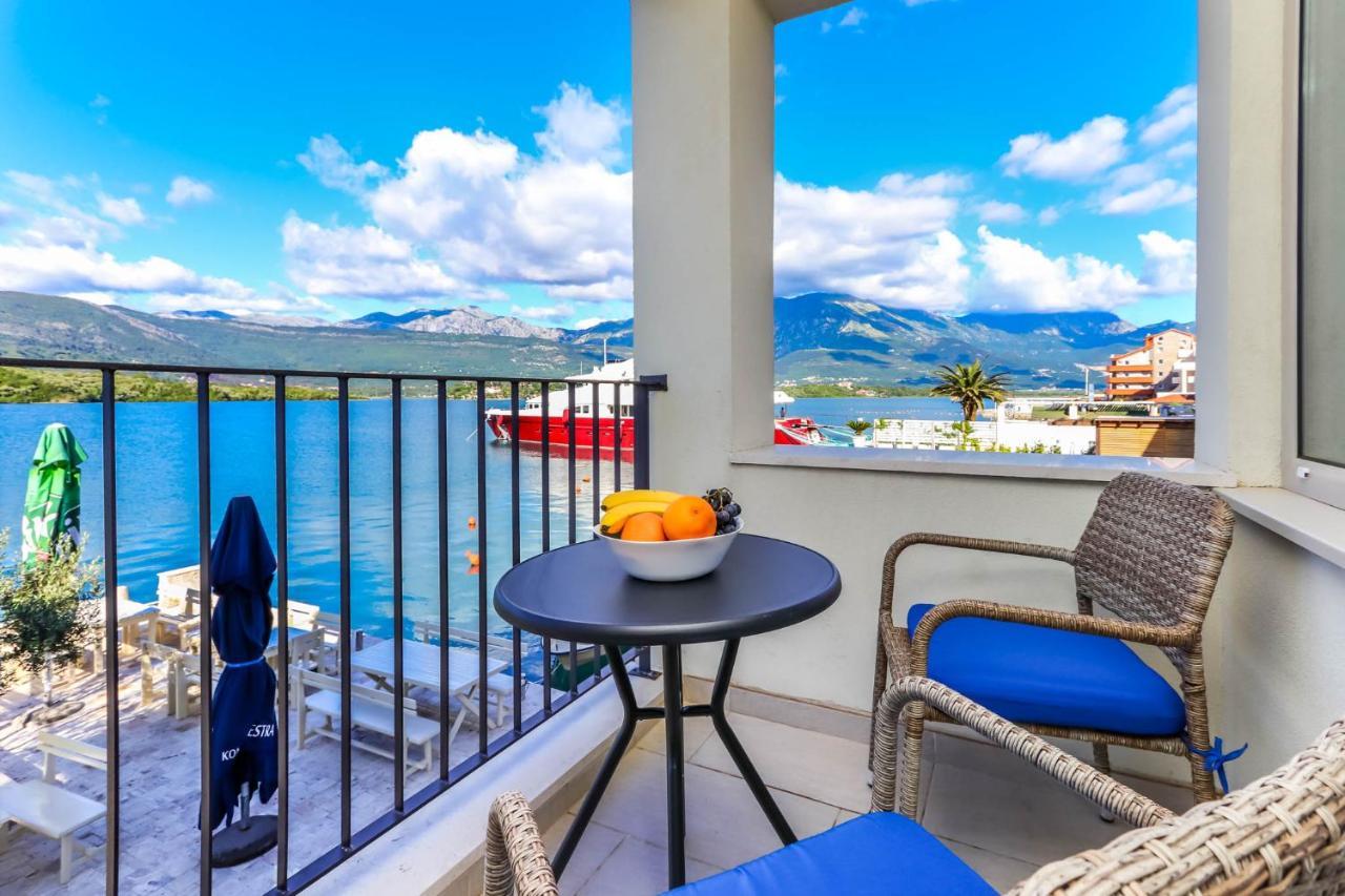 Timea Apartment Tivat Luaran gambar